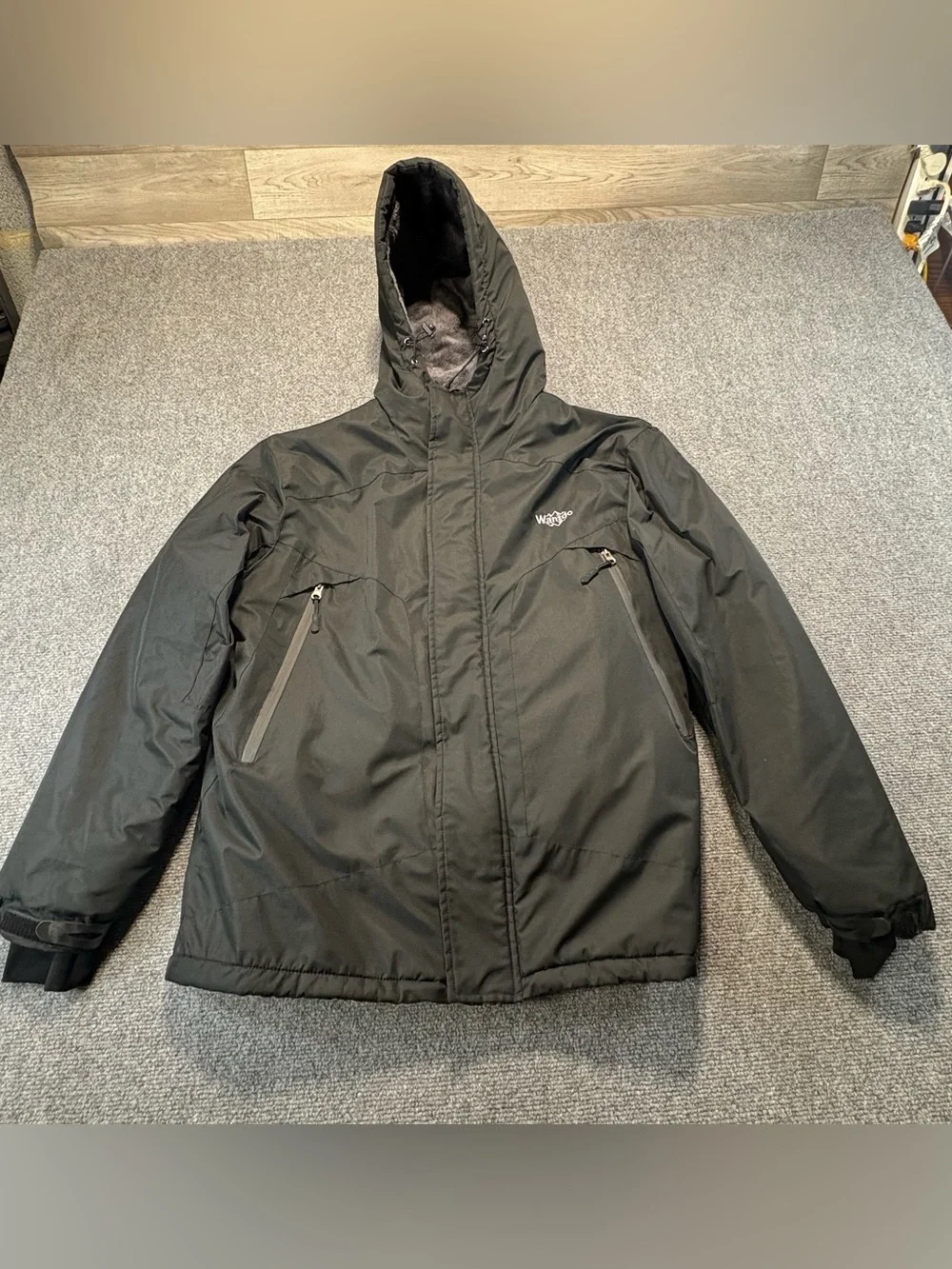 Wantdo Men's Size L Mountain Windproof Rain Waterproof Ski hooded Jacket Black